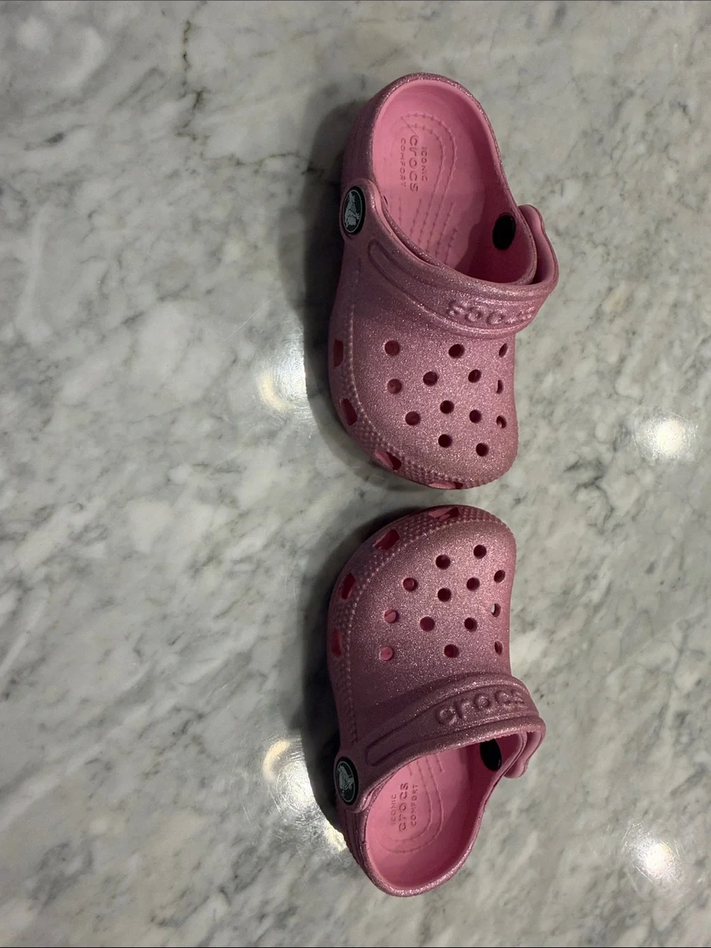CROCS sparkling pink